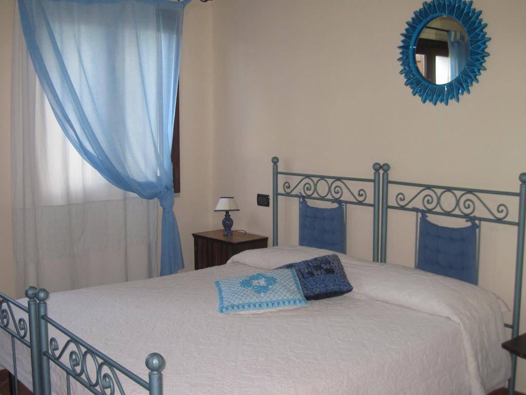 Tenuta Don Ballore Galtellì Habitación foto