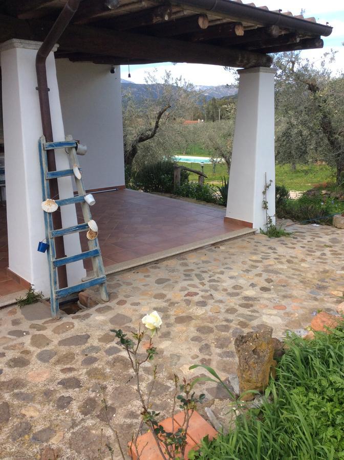Tenuta Don Ballore Galtellì Exterior foto